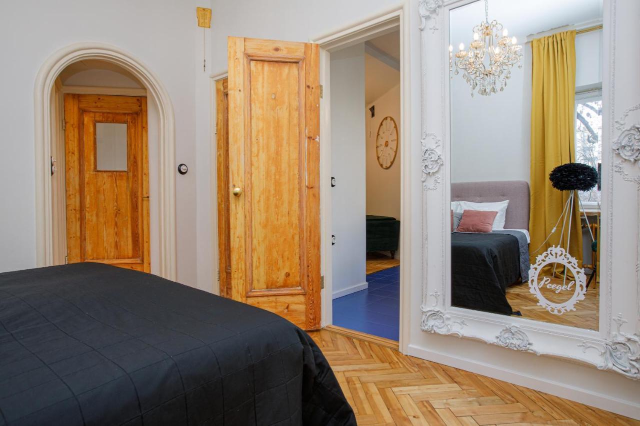 Apartment Peegel In City Center Free Parking Talin Exterior foto