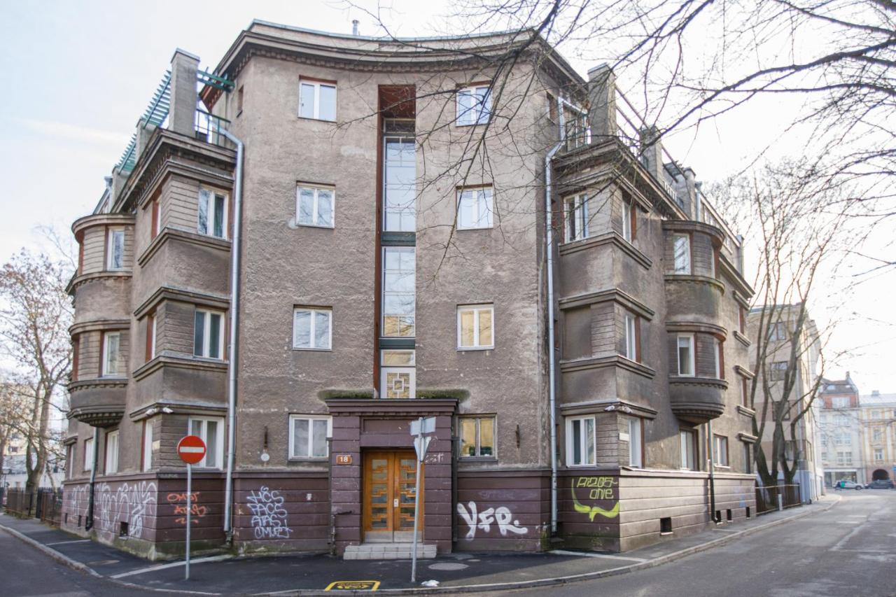 Apartment Peegel In City Center Free Parking Talin Exterior foto