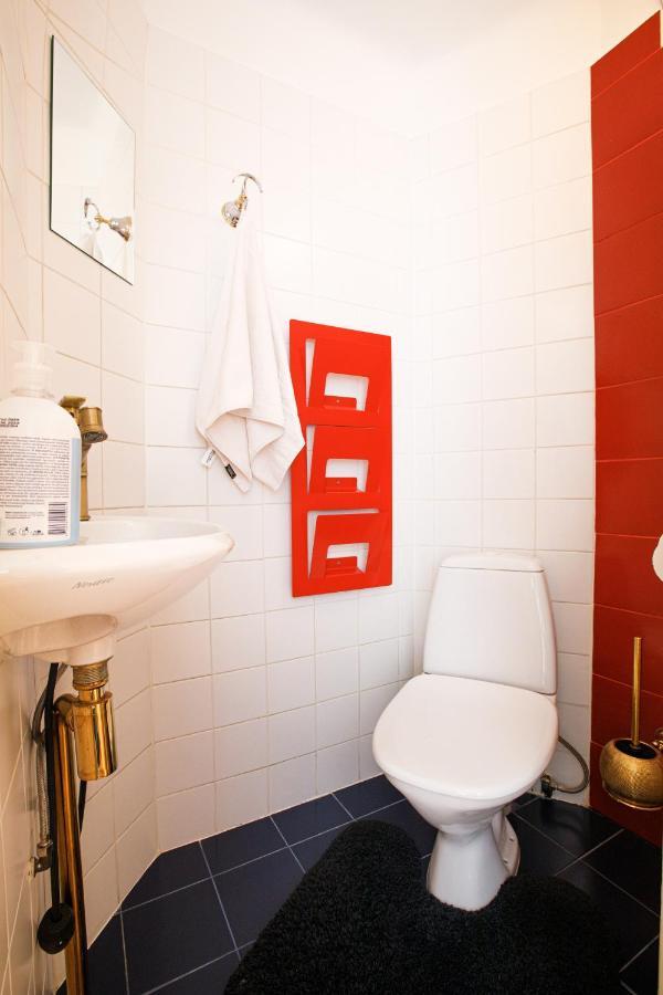 Apartment Peegel In City Center Free Parking Talin Exterior foto